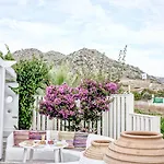 Orkos Hotel Mikri Vigla